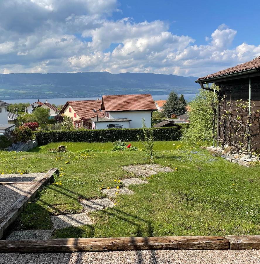 Studio Terrasse Vue Lac Entree Independante Font Zewnętrze zdjęcie